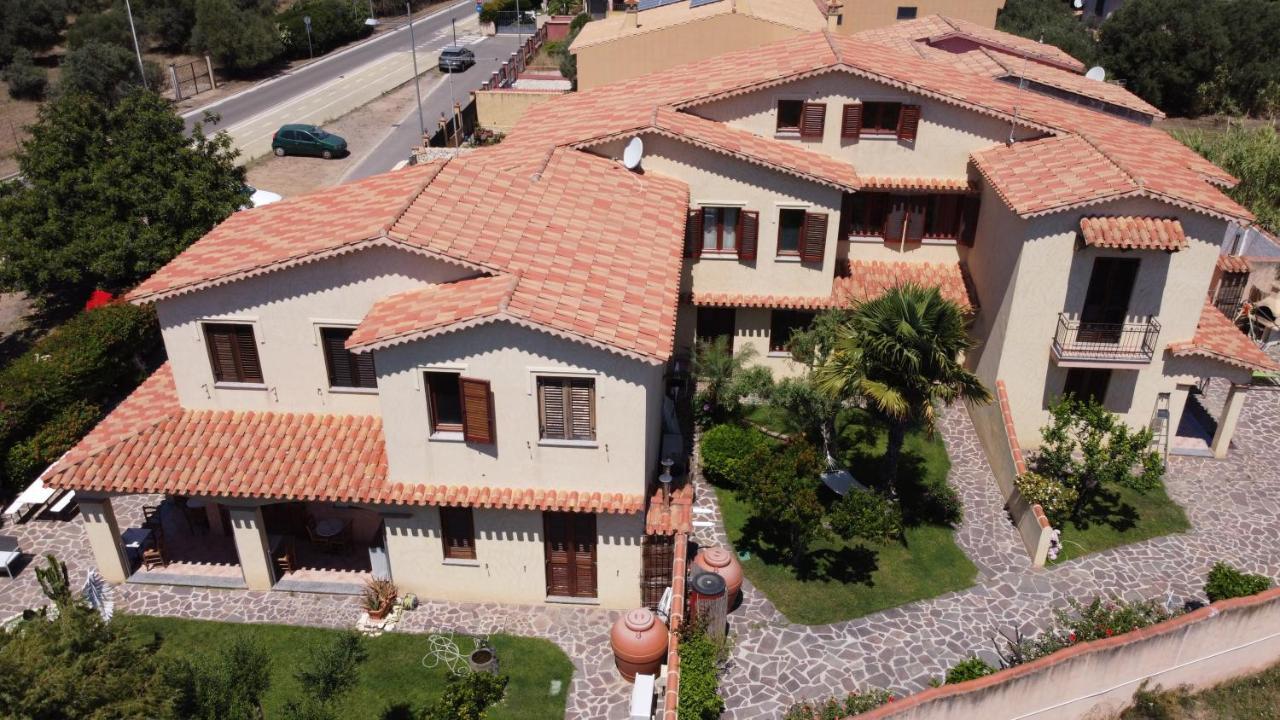 Nora Guesthouse Rooms And Villas Pula Luaran gambar