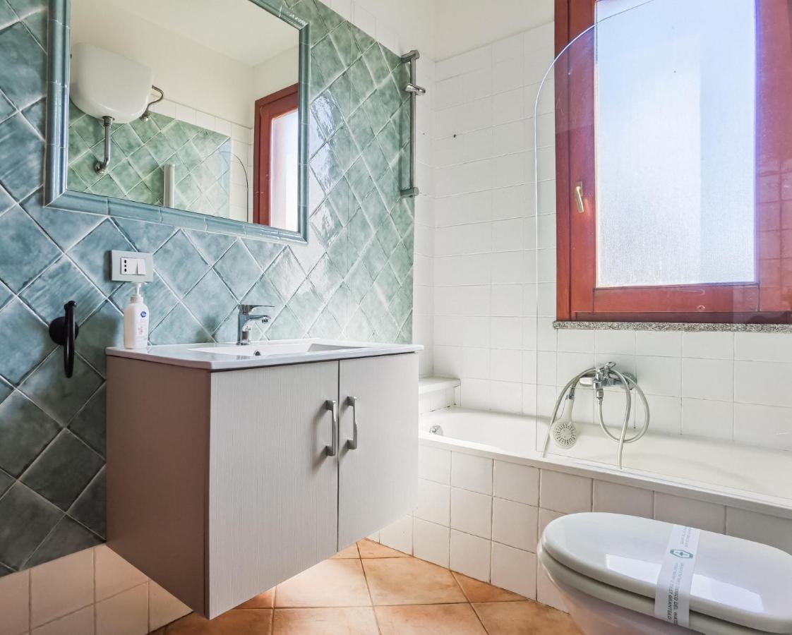 Nora Guesthouse Rooms And Villas Pula Luaran gambar