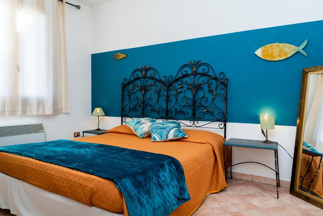 Nora Guesthouse Rooms And Villas Pula Luaran gambar