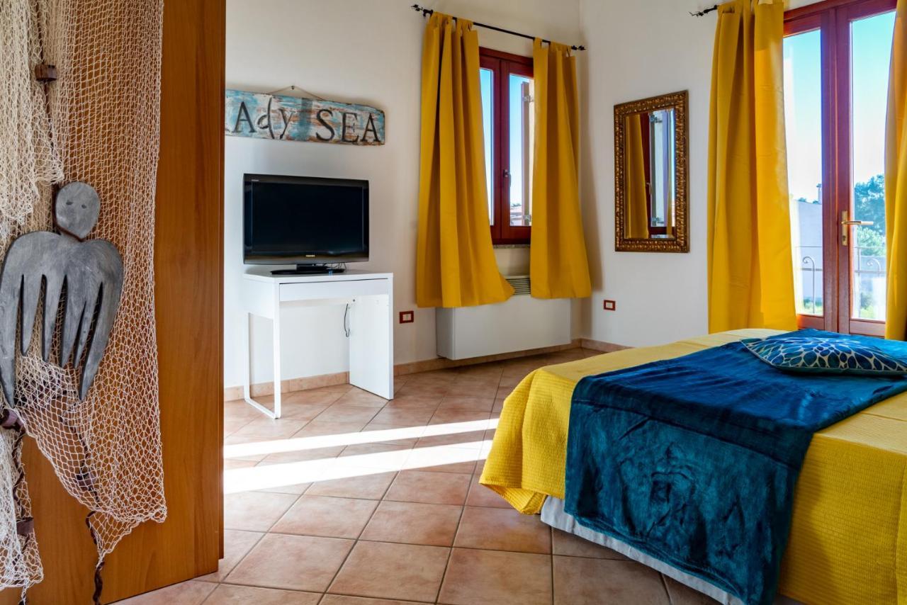 Nora Guesthouse Rooms And Villas Pula Luaran gambar